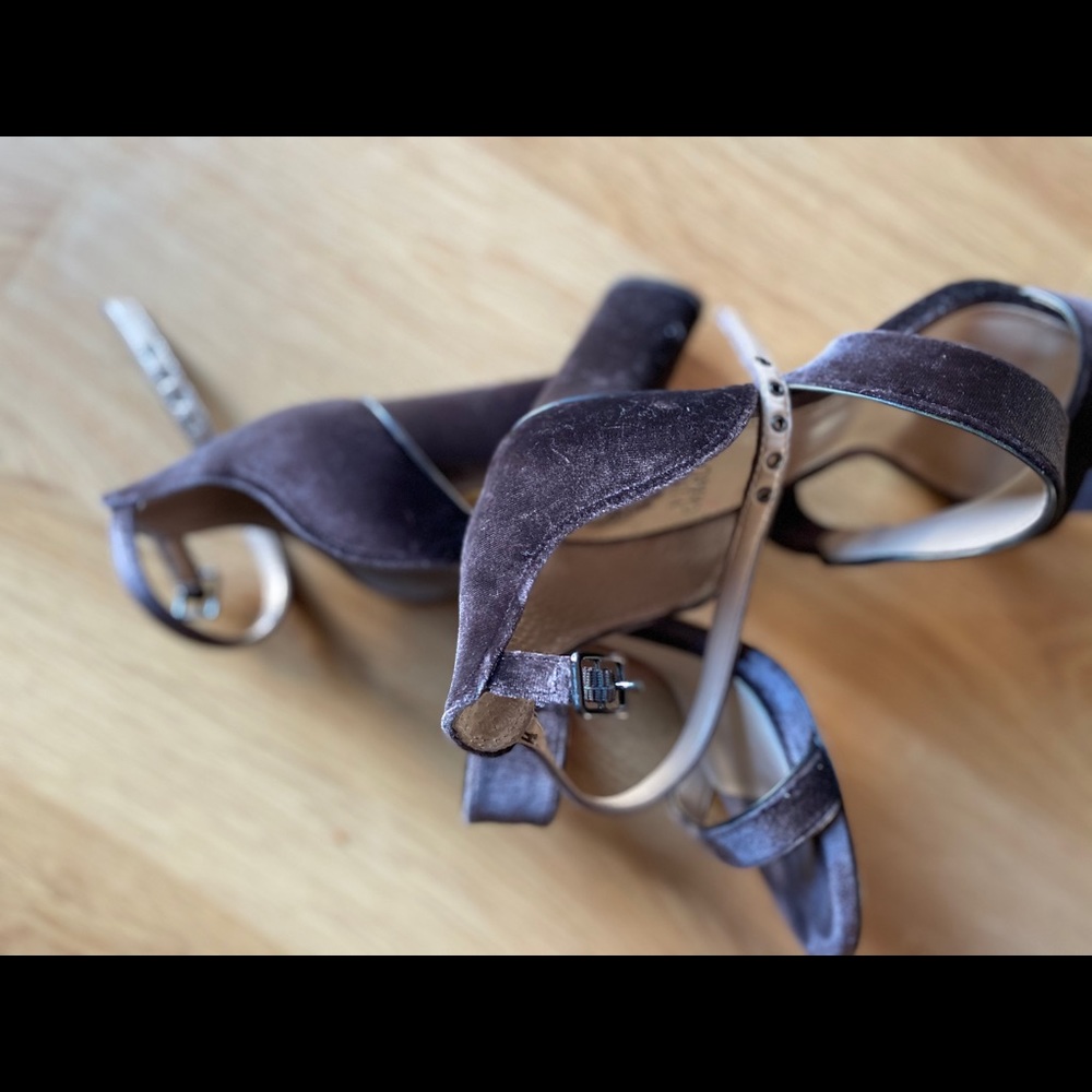 Vince Camino 8.5 open toe ankle strap heels - Picture 4 of 7